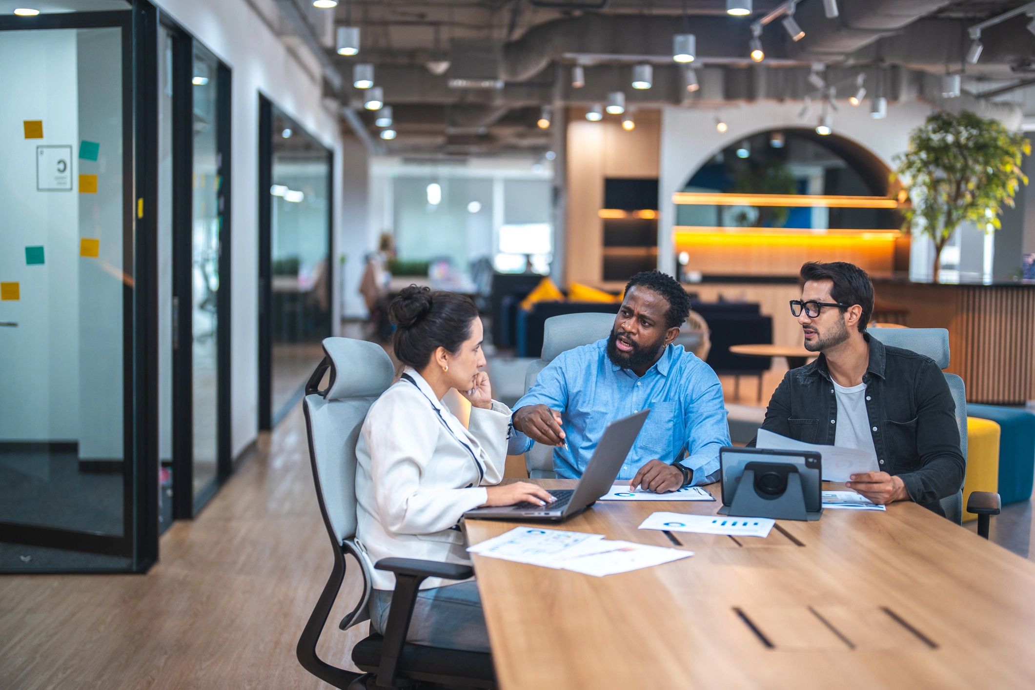 Team of IT consultants collaborating on a digital strategy project